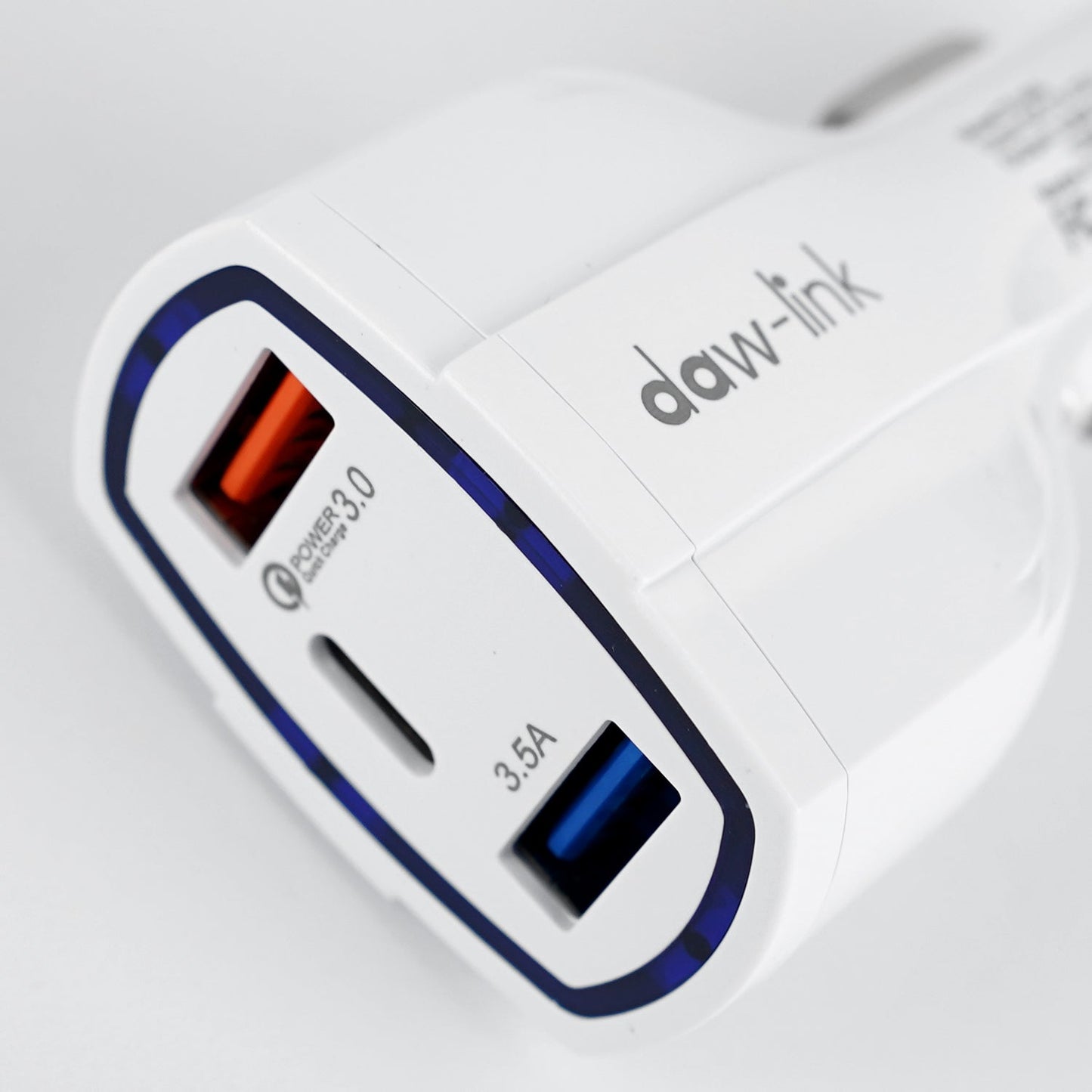 100 % Original 3.1A PD Car Fast Charger with 2 USB and 1 PD port