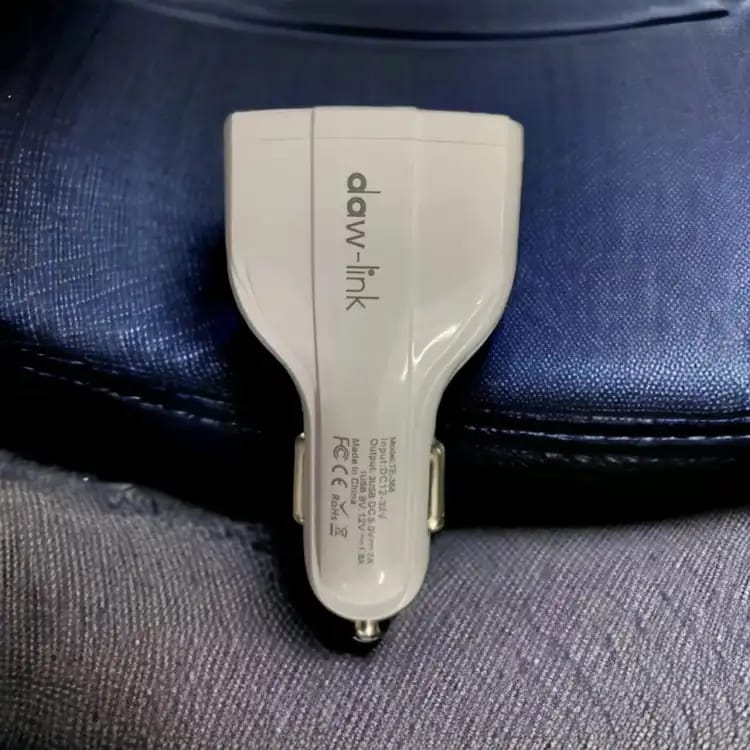 100 % Original 3.1A PD Car Fast Charger with 2 USB and 1 PD port
