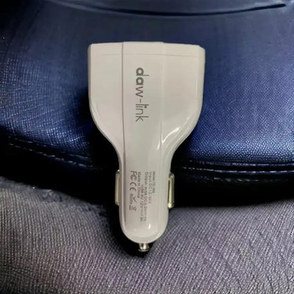 100 % Original 3.1A PD Car Fast Charger with 2 USB and 1 PD port
